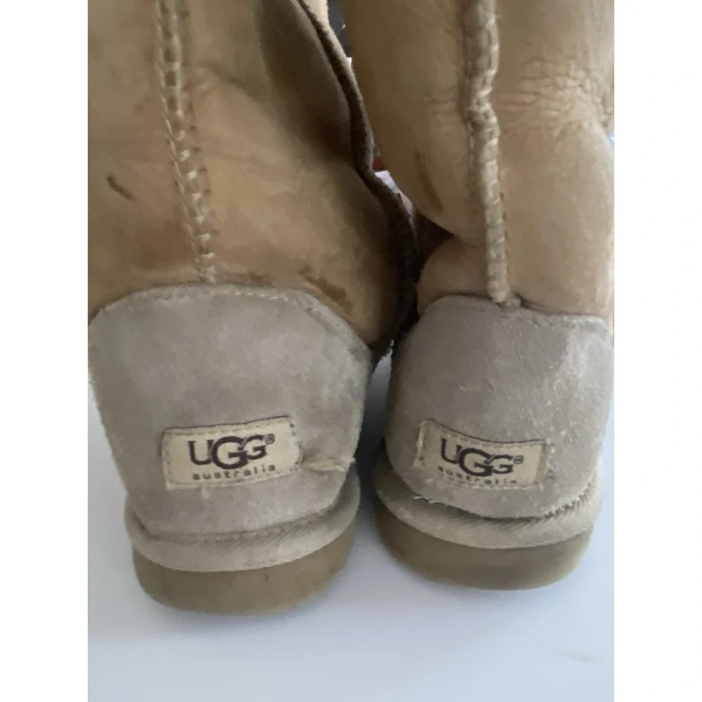UGG Australia Sheepskin Classic Tall Suede Boot Tan Women Sz 9 US‎ 5815